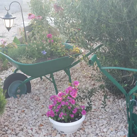 Mare Apartament *